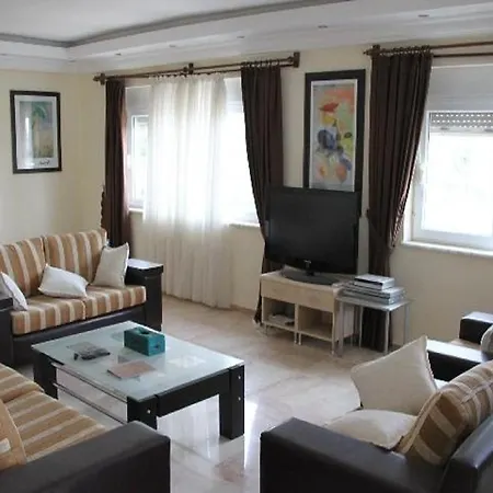 Villa Sukriye *